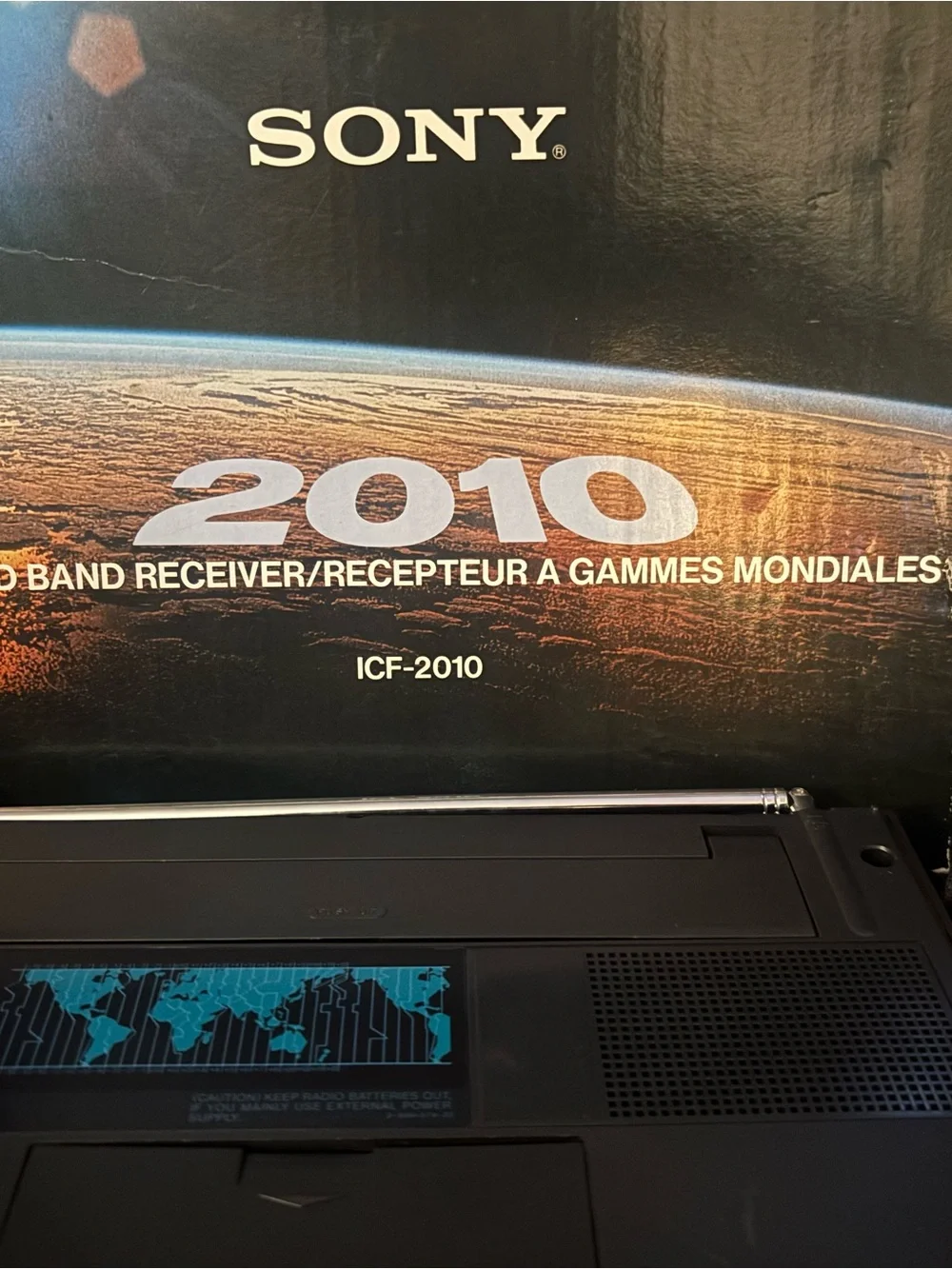 Vintage new in box!!Sony Portable World Band Radio - ICF -2010 Rare Gem